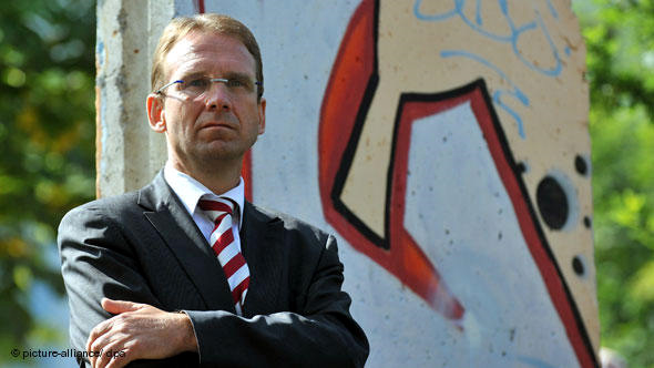 CDU state premier Dieter Althaus of Thuringia is no longer allowed to mention his deadly skiing accident
